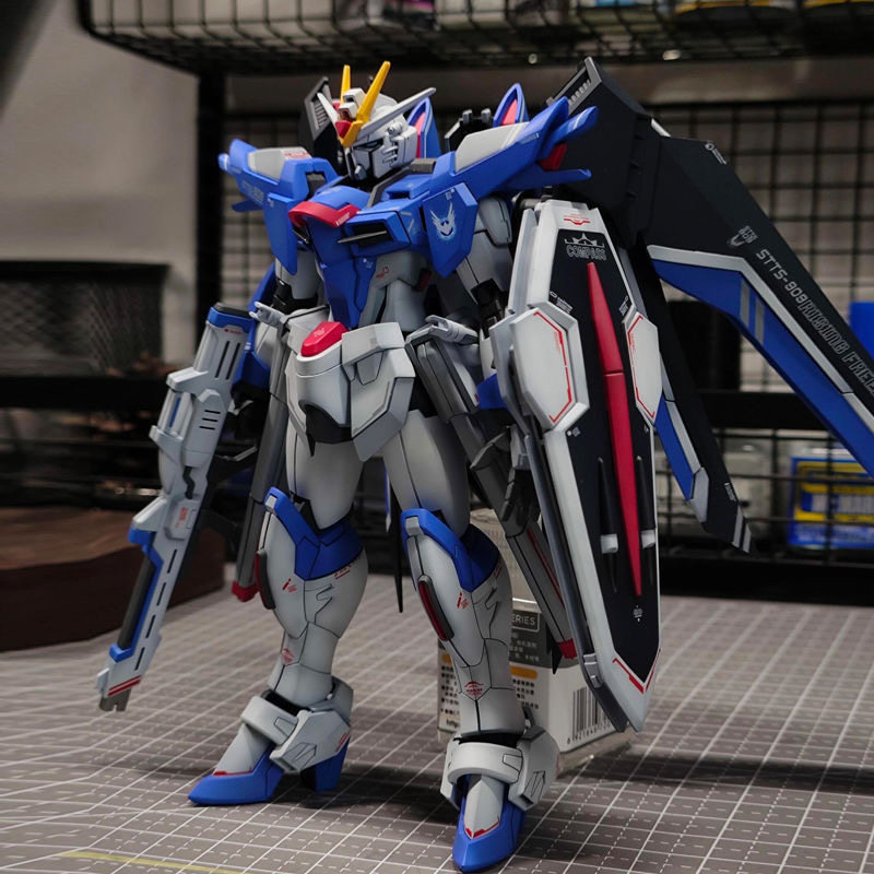 Model Kit Zeus - 1/144 HG Scale Mecha Plastikmodellbausatz xfs