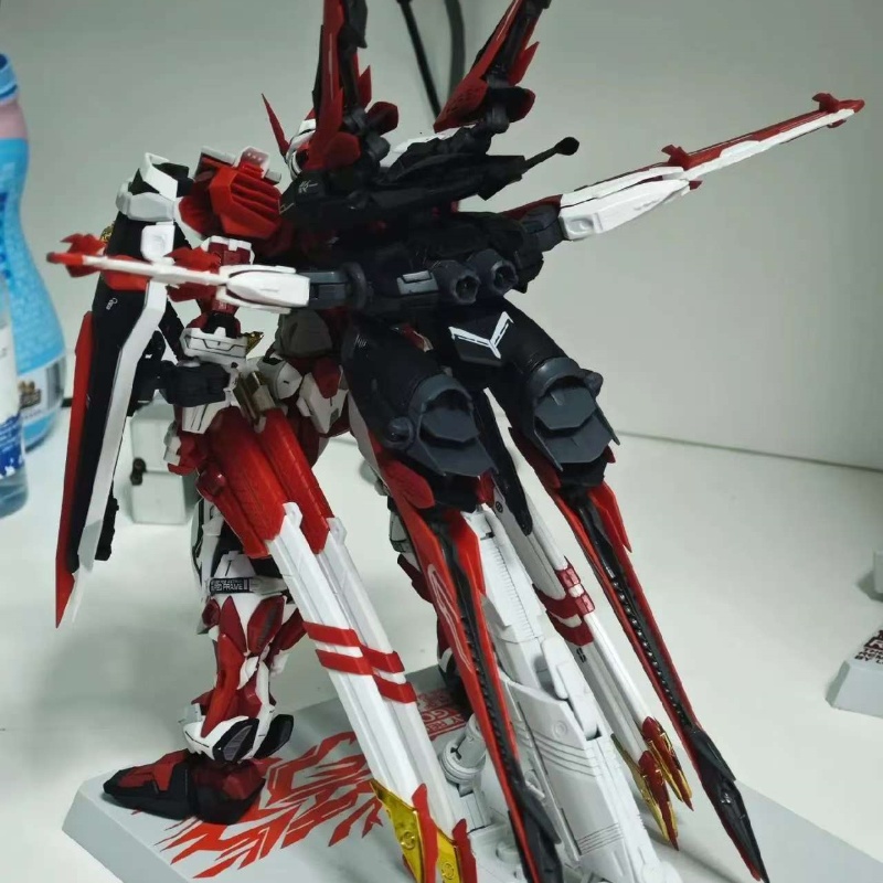 Astray Red Frame Model-58 1/14 – Model Kit Zeus Bewertung und Preis