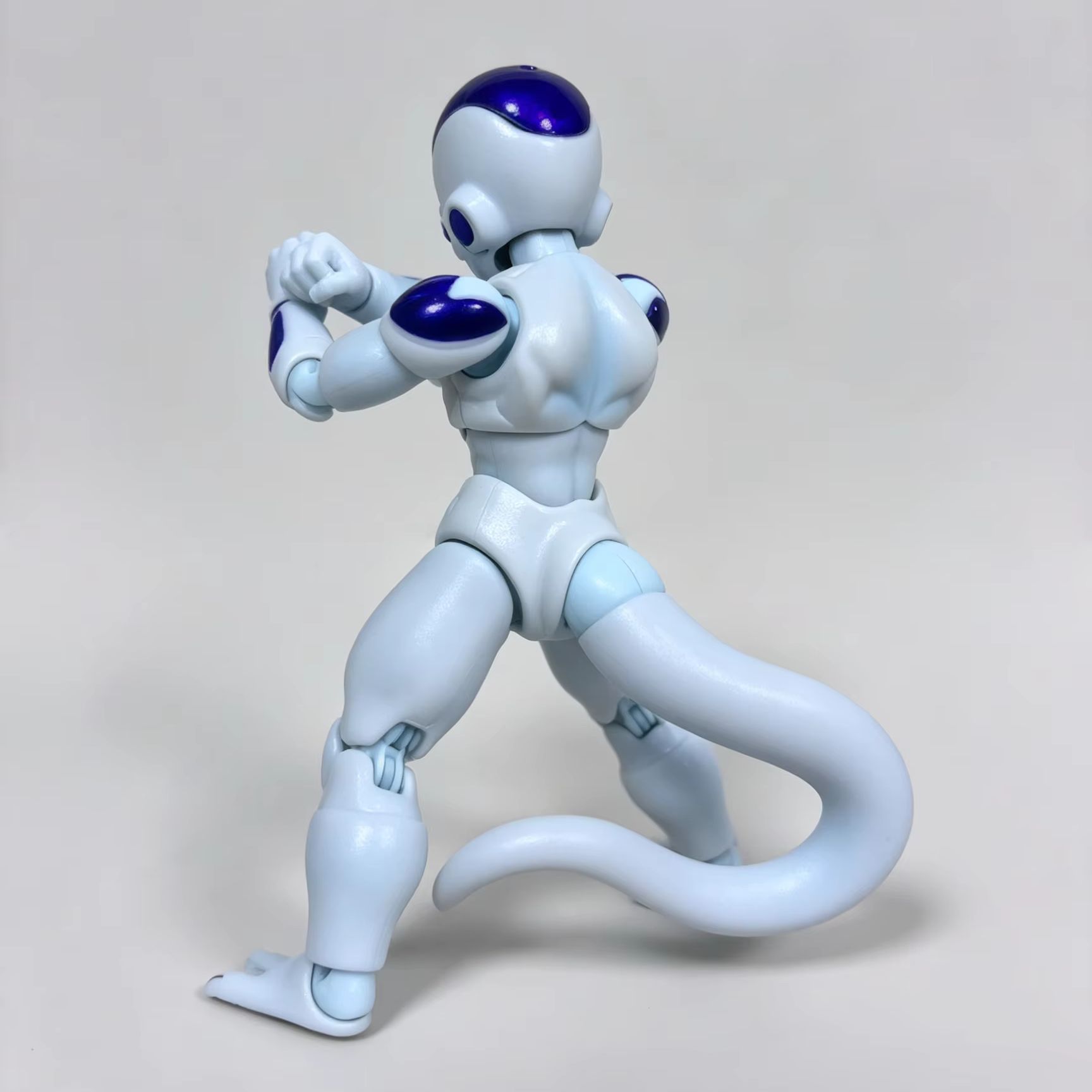 Bandai SHF Dragon Ball Frieza  – Model Kit Frieza Bewertung und Preis