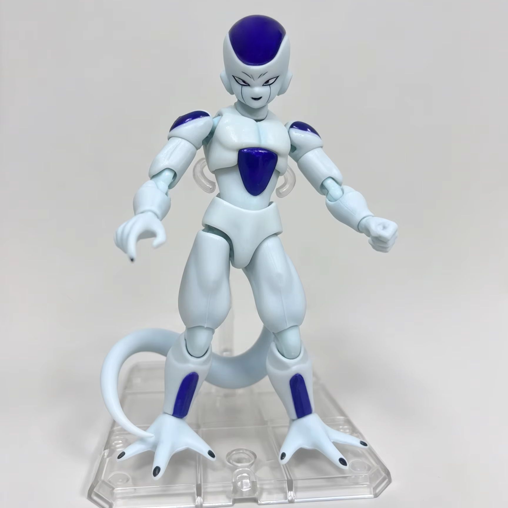 Bandai SHF Dragon Ball Frieza  – Model Kit Frieza Bewertung und Preis