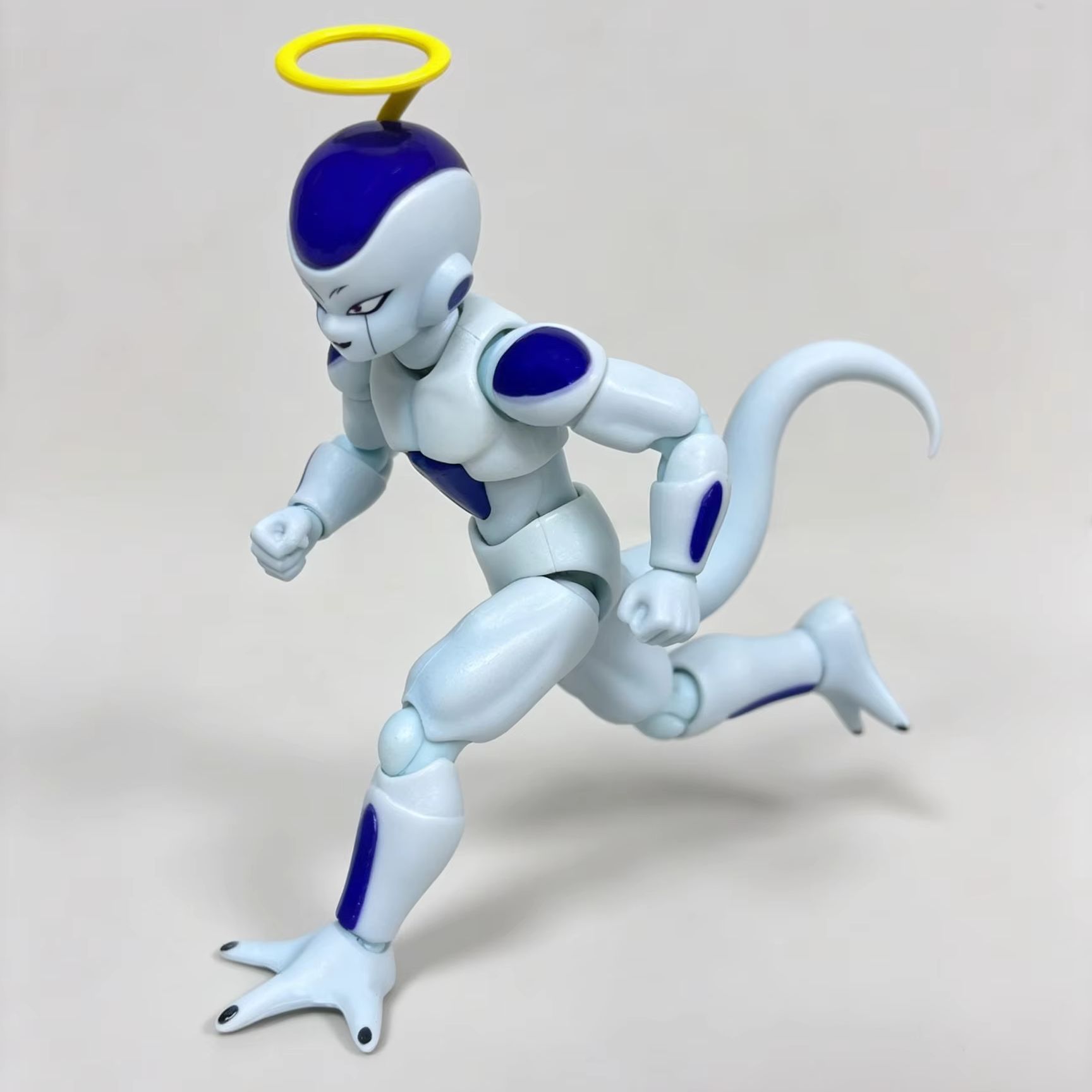 Bandai SHF Dragon Ball Frieza  – Model Kit Frieza Bewertung und Preis