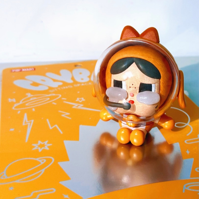 Echte Popmart Crybaby Space Ca – Model Kit Figure Bewertung und Preis